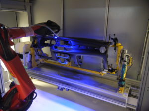 Autoguida robot montaggio plancia